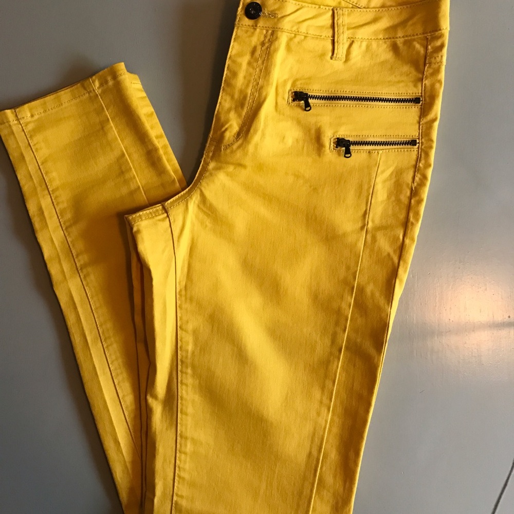 Awesome Yellow skinny jeans size 29/32
